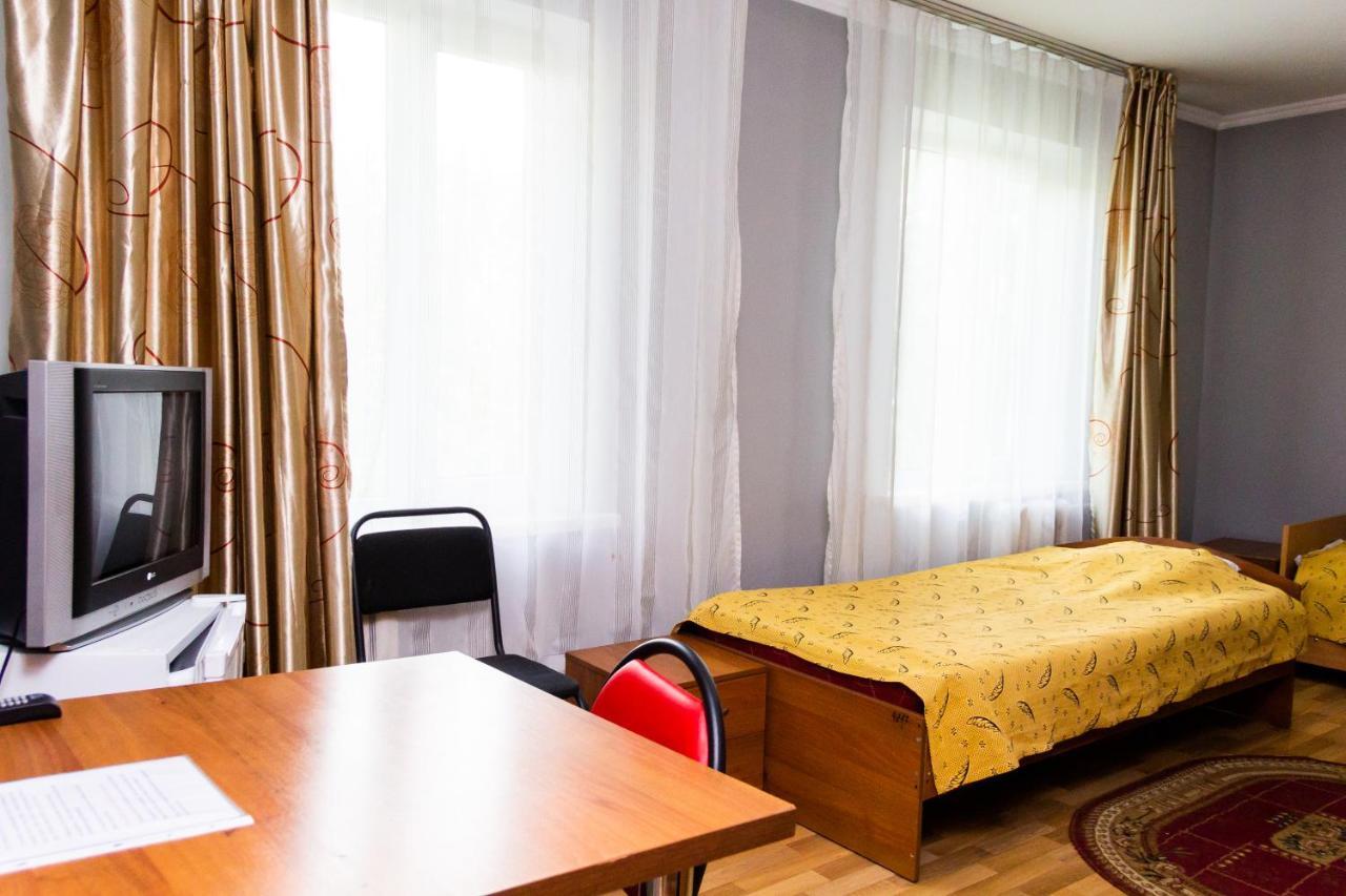 Hotel Tahar Almaty Exterior photo