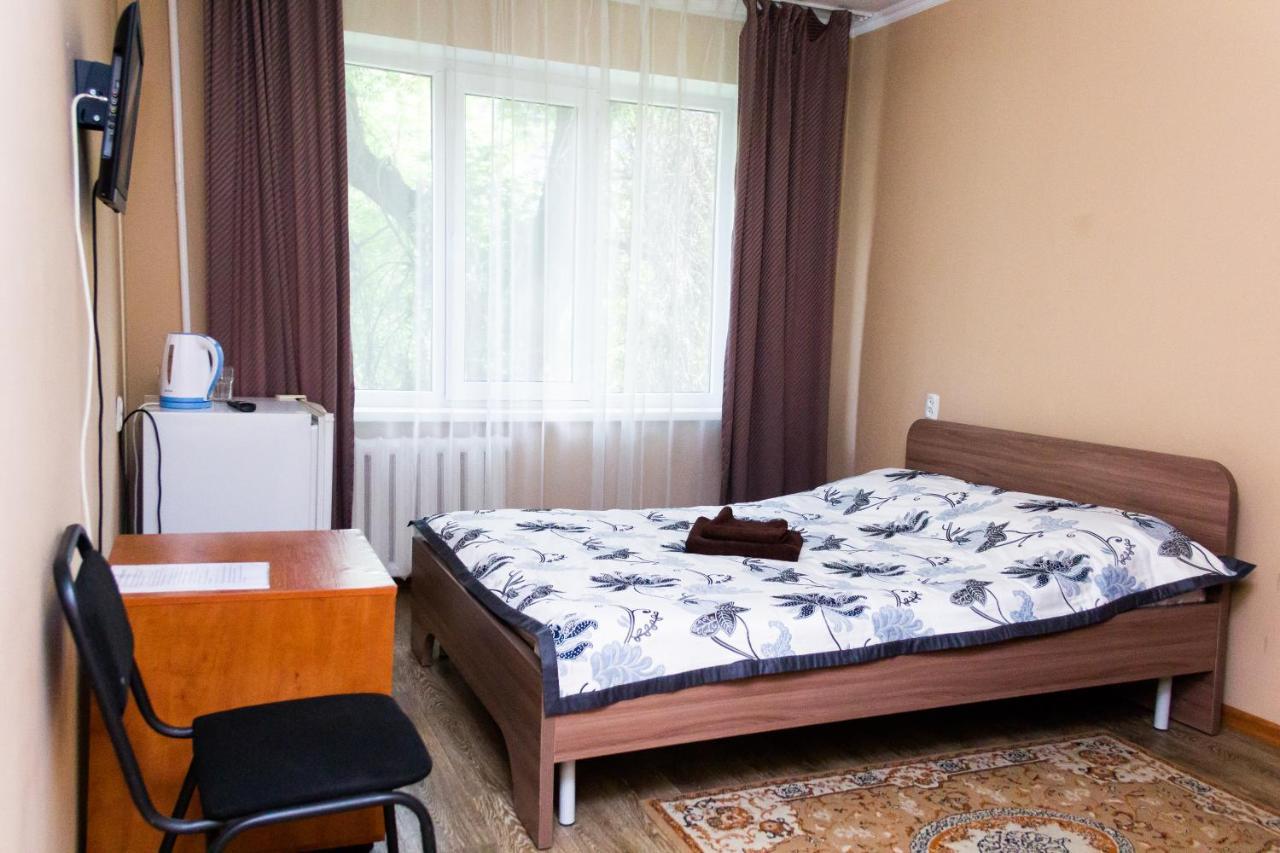 Hotel Tahar Almaty Exterior photo
