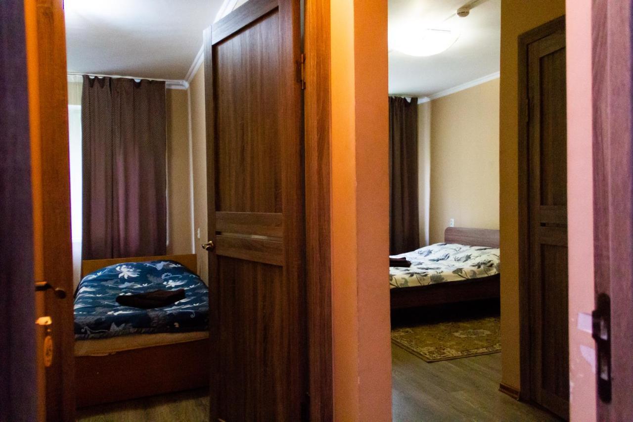 Hotel Tahar Almaty Exterior photo