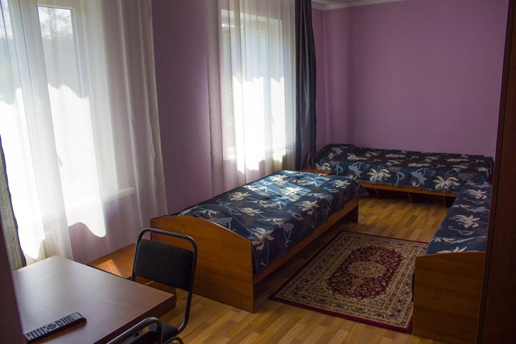 Hotel Tahar Almaty Room photo